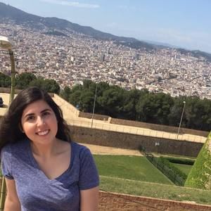 Meet your Posher, Maria fernanda